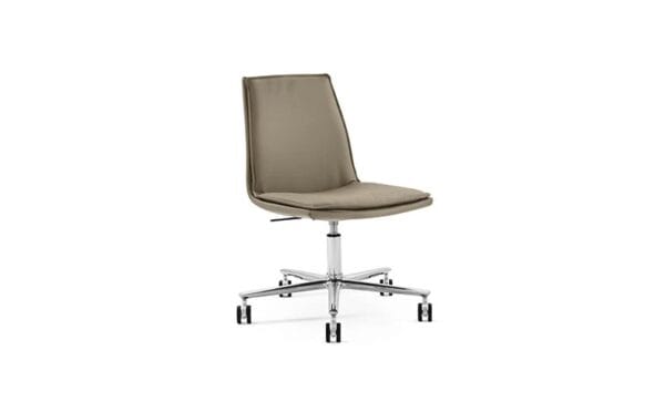 Lara 5 Ways Swivel Chair By Eforma